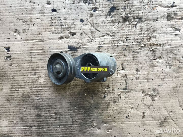 5010412957 Renault Ролик-натяжитель Renault 420