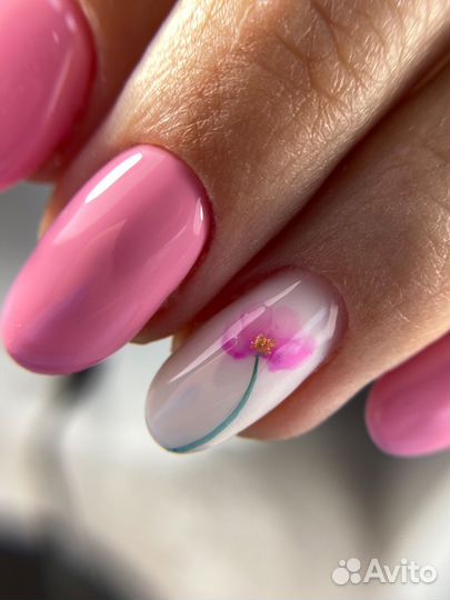 Маникюр, педикюр, наращивание ногтей