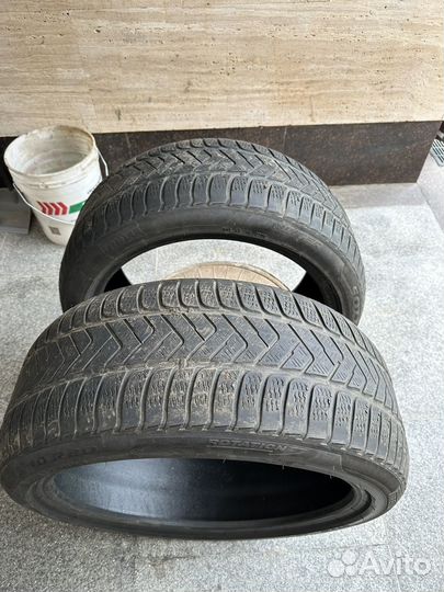 Pirelli Carrier Winter 255/40 R20 77V