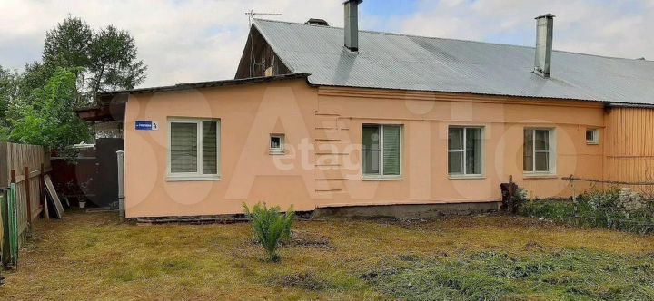 Дом 45 м² на участке 4 сот.