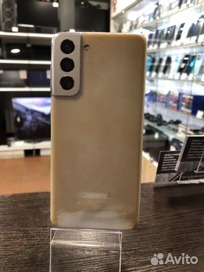 Samsung Galaxy S21, 8/128 ГБ