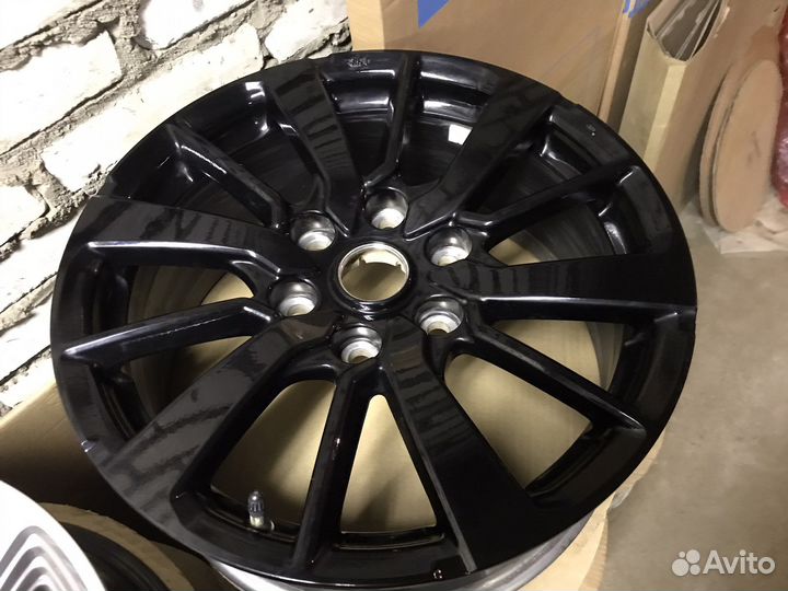 Новый оригинальный диск Mitsubishi Pajero Sport