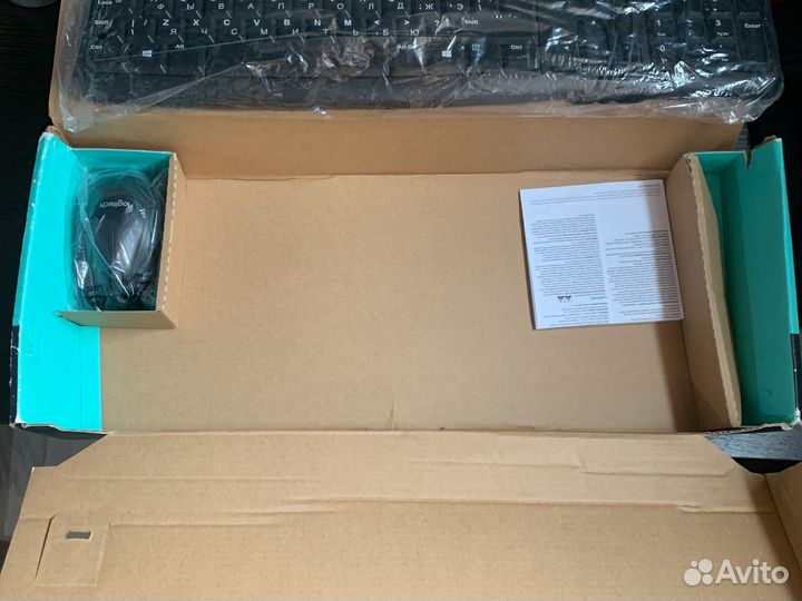 Кравиатура logitech