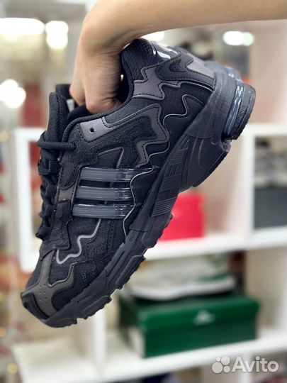 Кроссовки adidas bad bunny