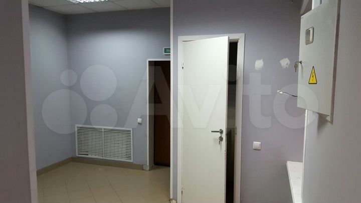 Торговое помещение, 70 м²