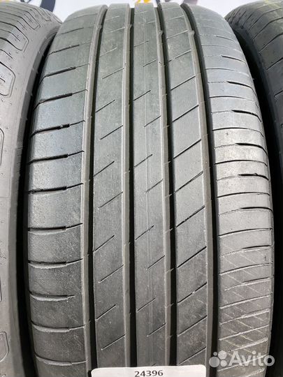 Goodyear EfficientGrip Performance 215/55 R18 103T