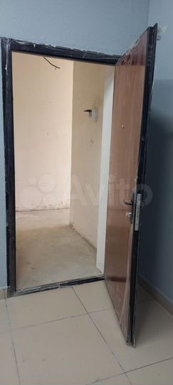 2-к. квартира, 43 м², 3/3 эт.