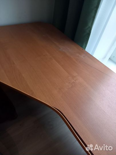 Стол угловой 130 80 45 см высота 72см