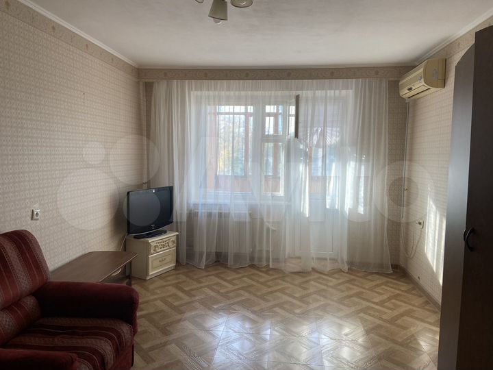 2-к. квартира, 58 м², 8/9 эт.