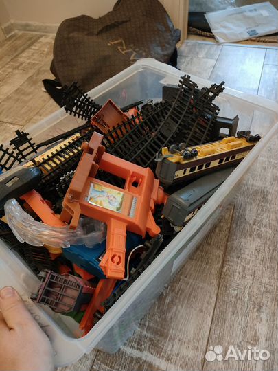 Разные игрушки : Ж/Д, Томас паровозик, хотвилс