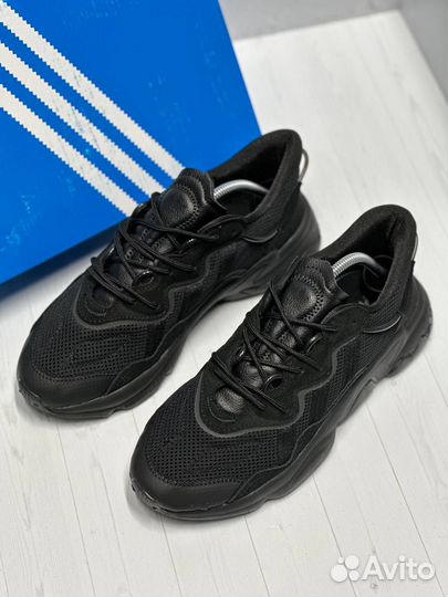 Кроссовки Adidas Ozweego