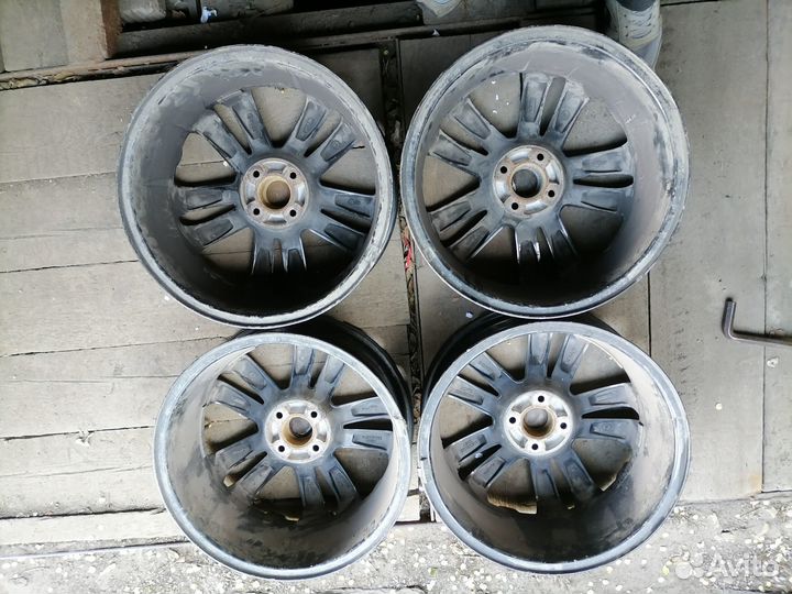 Продаю диски