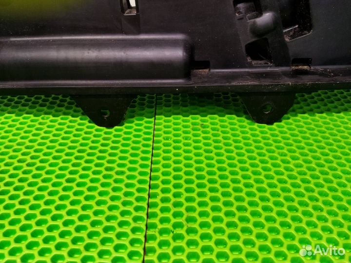 Диффузор вентилятора Land Rover Range Rover Sport