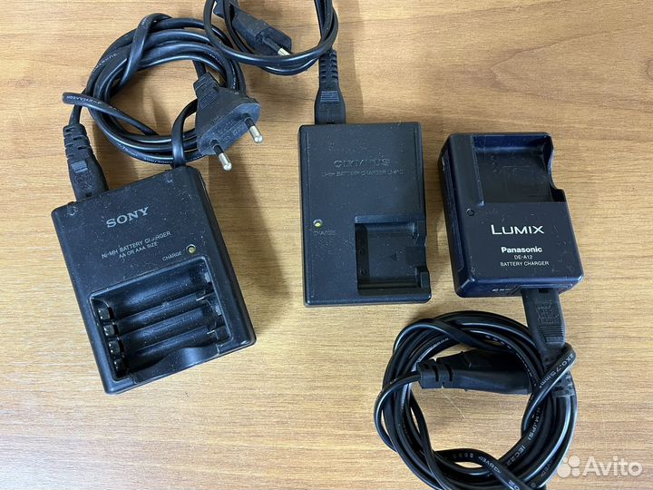 Зарядное устройство Sony,Olympus,Panasonic