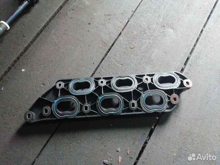 Коллектор впускной chrysler sebring