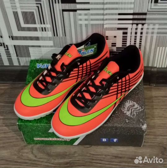 Футзалки новые