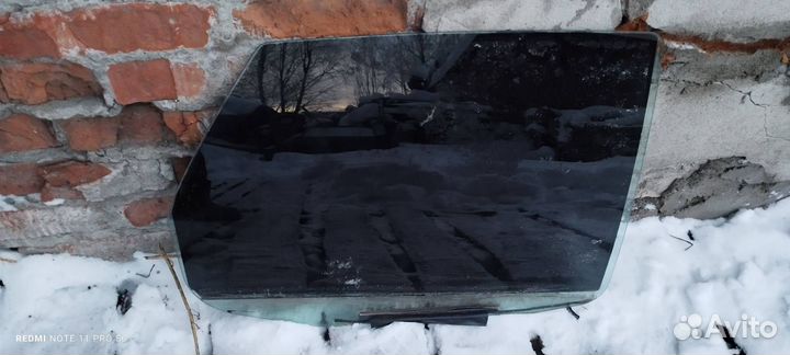 Стекло двери задней правой Datsun mi-Do 2015