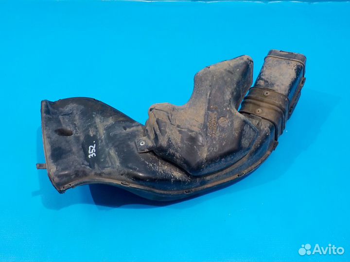 Воздухозаборник mitsubishi Outlander XL (CW) 2006