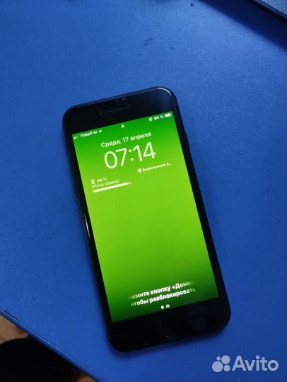 iPhone SE, 64 ГБ