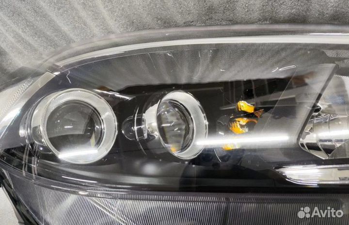 Фара LED передняя правая Hyundai Tucson 3