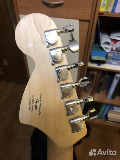 Fender squier affinity stratocaster