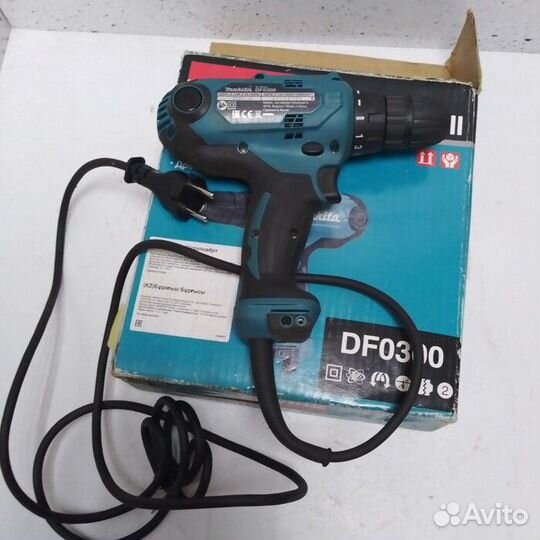 Шуруповерт Makita DF0300 (Рассрочка / Л1)