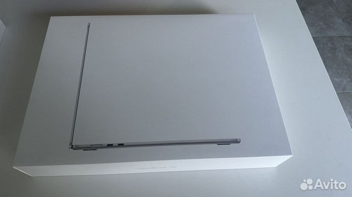 Macbook Air 15” 2023 M2, 8C CPU, 10C GPU/16GB/2TB