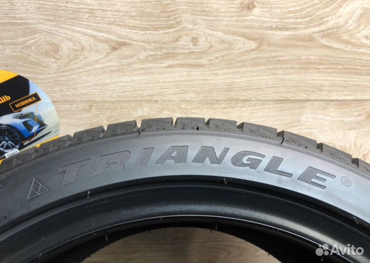 Triangle PL02 255/40 R18 99V