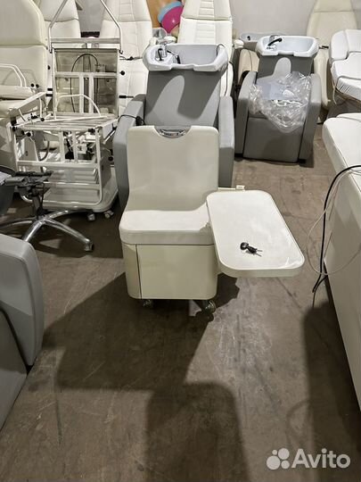 Мобильный маникюр,стол maletti baby