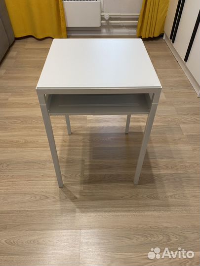 Столик IKEA