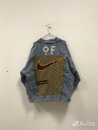 Джинсовая куртка Nike