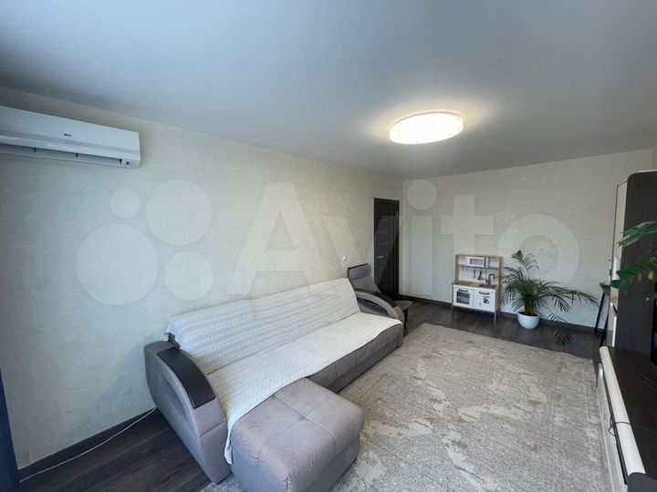 2-к. квартира, 59,5 м², 15/16 эт.