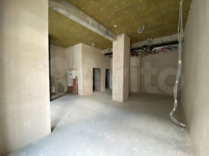 Торговая площадь 61 кв.м