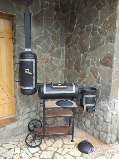 Мангал с коптильней