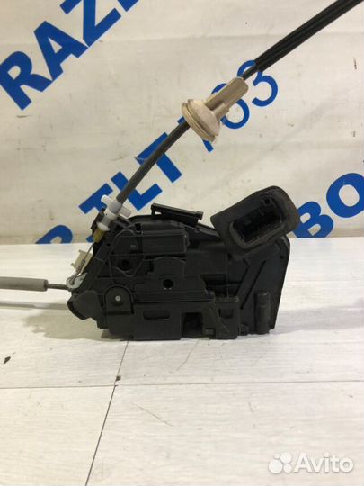 Замок двери передний правый volkswagen golf 6 1.4