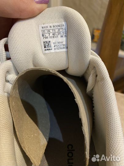 Кроссовки adidas р.39