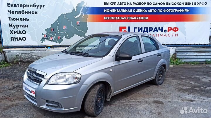 Накладка на решетку бампера Chevrolet Aveo Т250