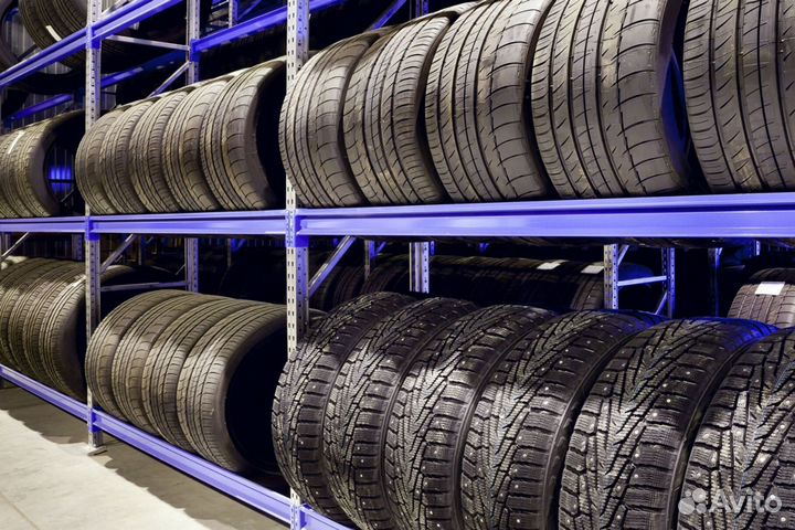 Westlake SW606 215/45 R17