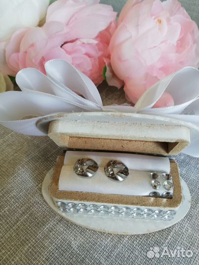 Шкатулка для украшений