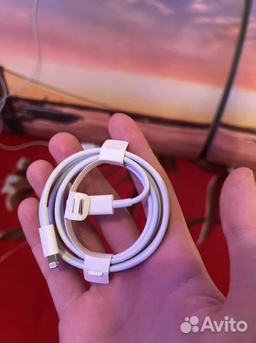 Зарядка на iPhone 20w оригинал