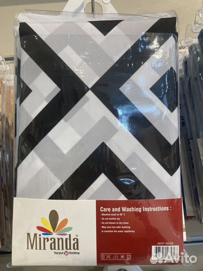 Штора для ванной