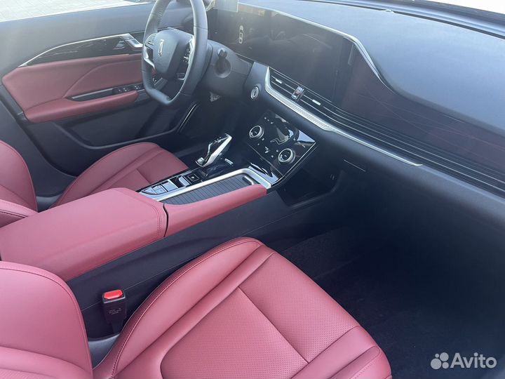 FAW Bestune B70 2.0 AT, 2023, 3 500 км