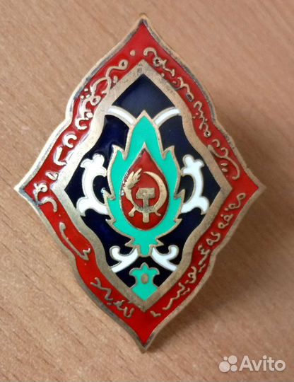 Знак - За борьбу с басмачами