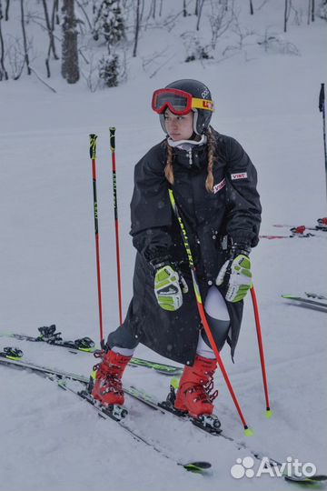 Инструктор по горным лыжам, роликам и офп