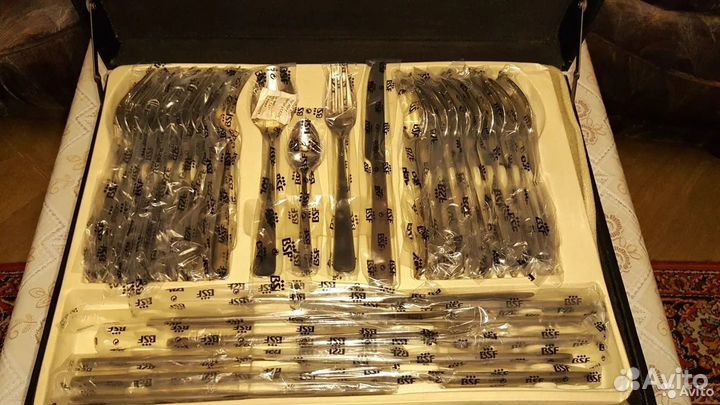 Набор столовых приборов