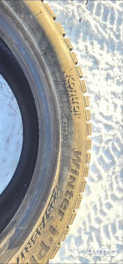 Hankook Winter I'Cept RS2 W452 225/45 R17 и 235/45 R17 97T