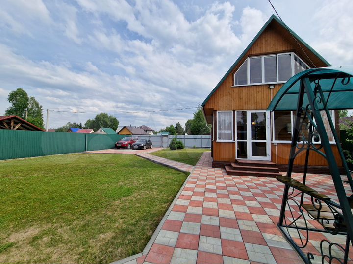 Коттедж 138 м² на участке 6,8 сот.