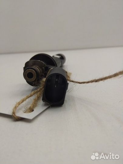 Форсунка топливная Volkswagen Touareg 7LA BHK 2006