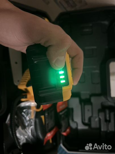 Аккумулятор dewalt