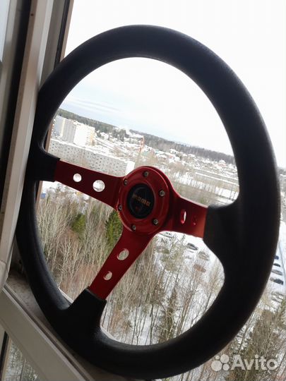 Спортивный руль Momo